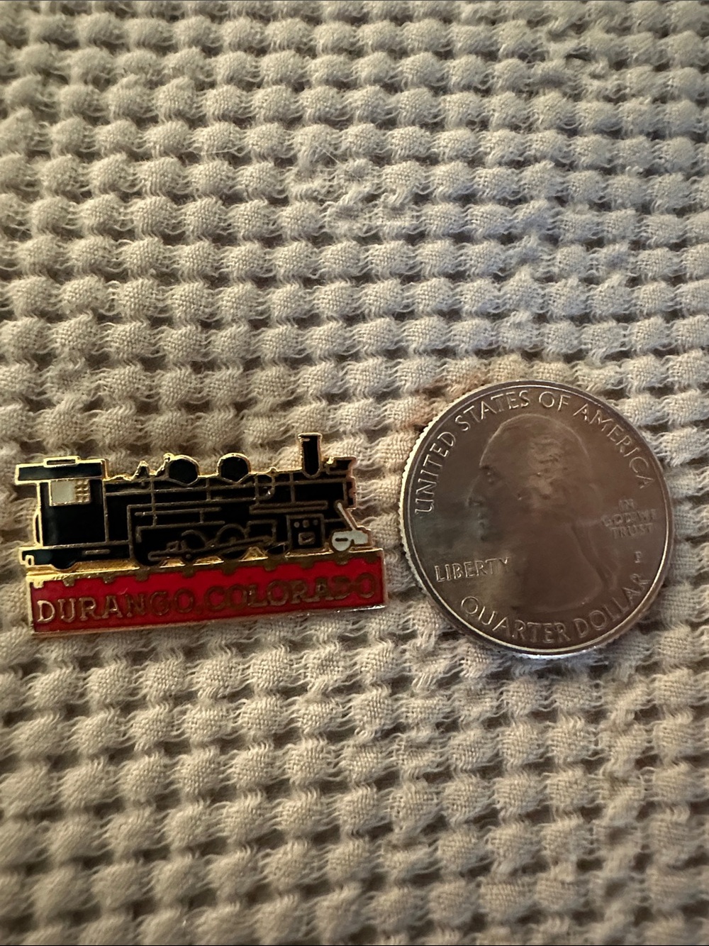 Durango Colorado Train Engine Pin - Picture 3 of 3
